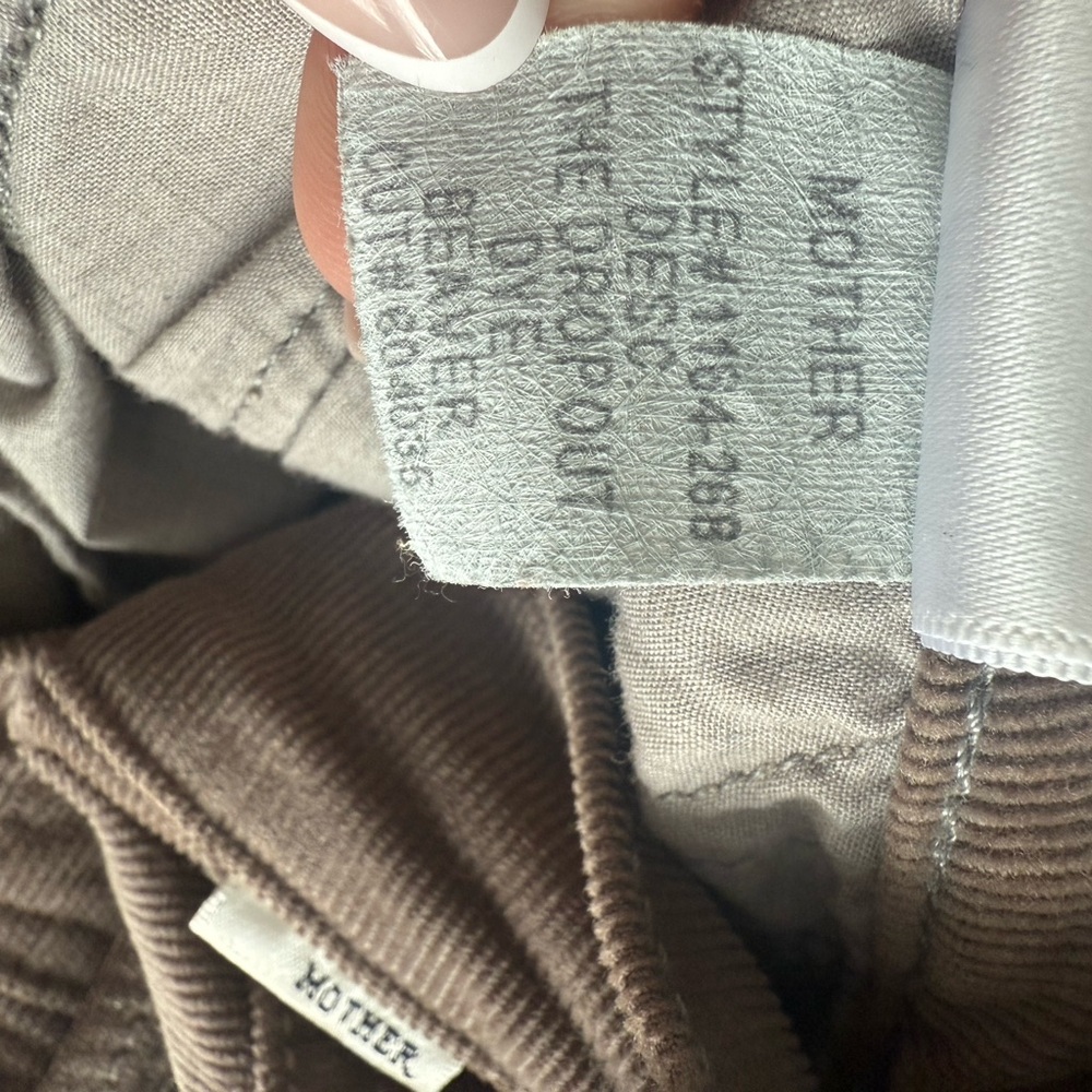 Mother Jeans- The Dropout Hopscotch in Corduroy, Color Beaver. Size 29 (8/10) - Picture 10 of 10